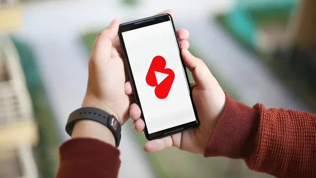 youtube shorts, youtube, video, smartphone, vertical, logo, content, creator, youtube shorts, youtube shorts, youtube shorts, youtube shorts, youtube shorts, youtube. Who owns UGC footage: five questions to settle at the start